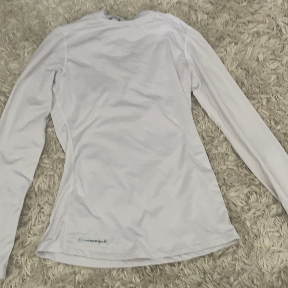 white cold gear fitted long sleeve